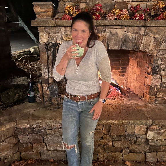 Meet your Posher, Danielle - Picture 4 of 5